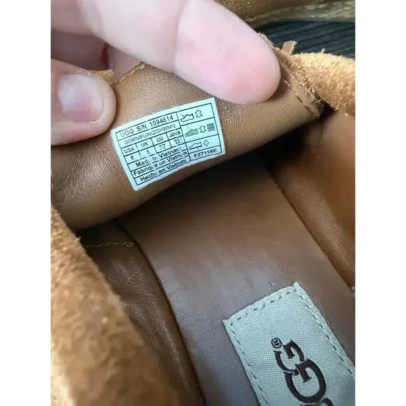 UGG Woodlyn Moccasin Chestnut Brown Ankle Boots Sz. 6 - Picture 5 of 11